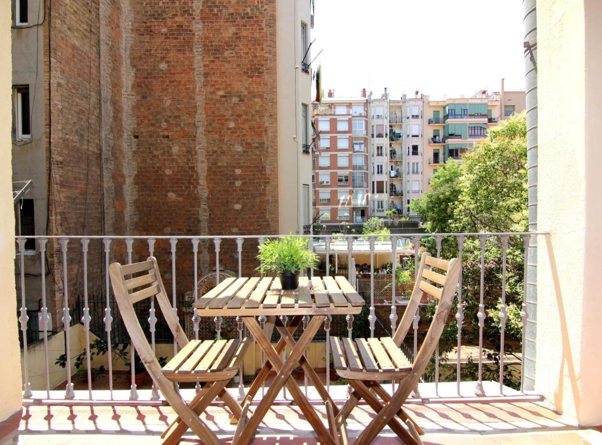 Girona - Modernist Apartments Next To Paseo De Gracia Barcelona Bagian luar foto